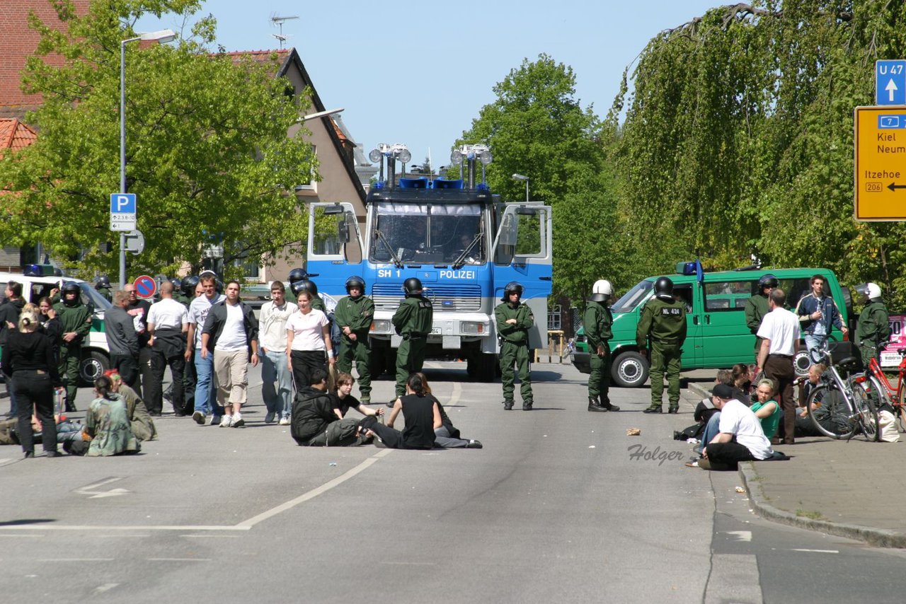Bild 58 - NPD in Bramstedt am 1.5.07